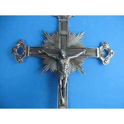 Krzyż metalowy niklowany stojący 39 cm